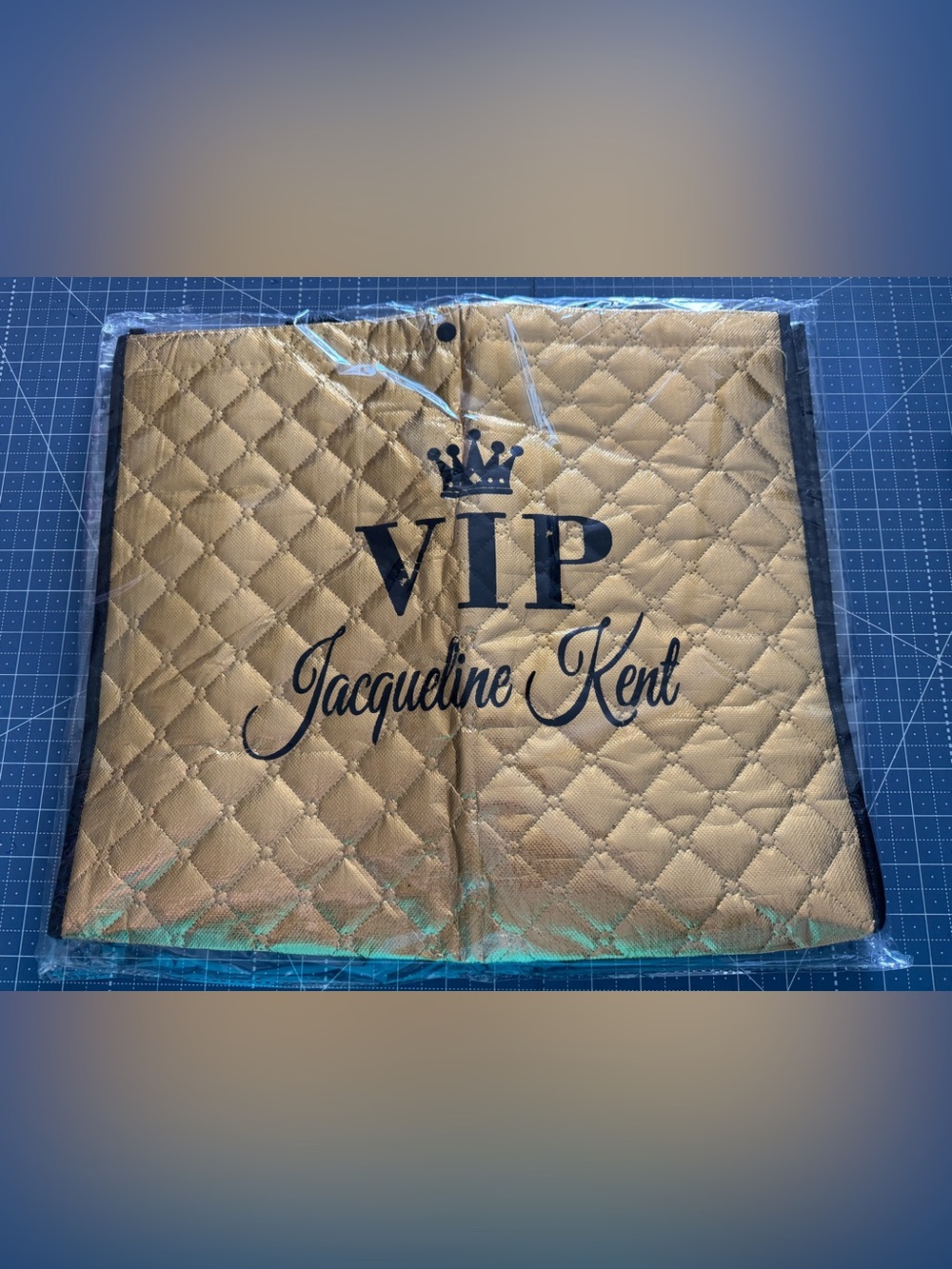 Jacqueline Kent Gold Tote Bag. BRAND NEW!